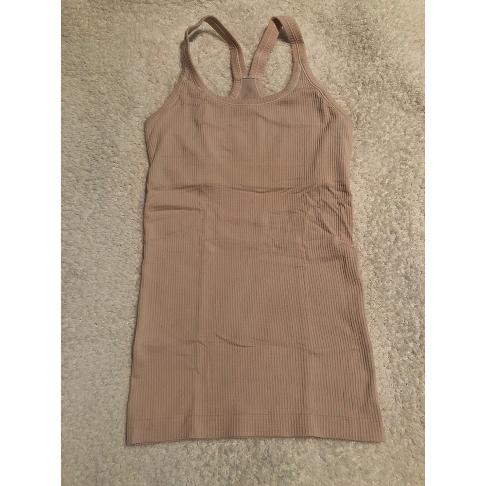 Lululemon Ebb to Street Tank